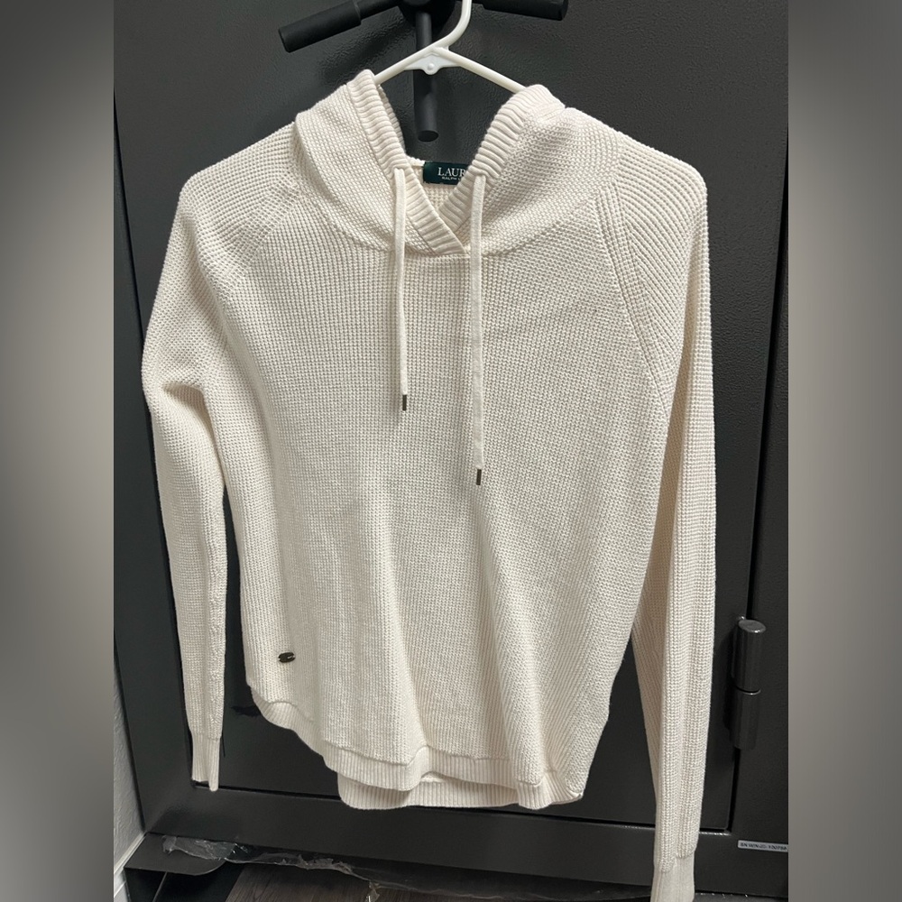 Women’s dress hoodie.